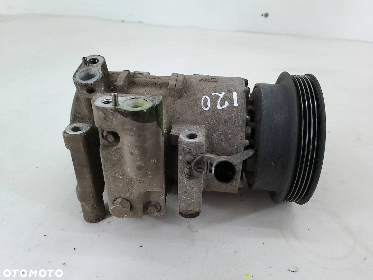 POMPA, SPRĘŻARKA KLIMATYZACJI HYUNDAI I20 I DV08-0072 1.4 CRDI - 5