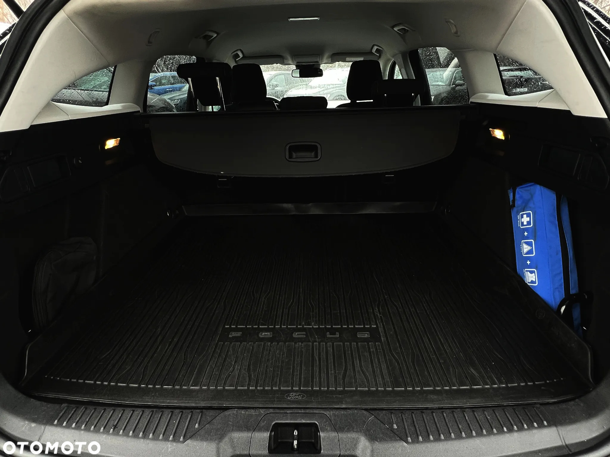 Ford Focus Turnier 1.5 EcoBlue Start-Stopp-System TITANIUM - 21