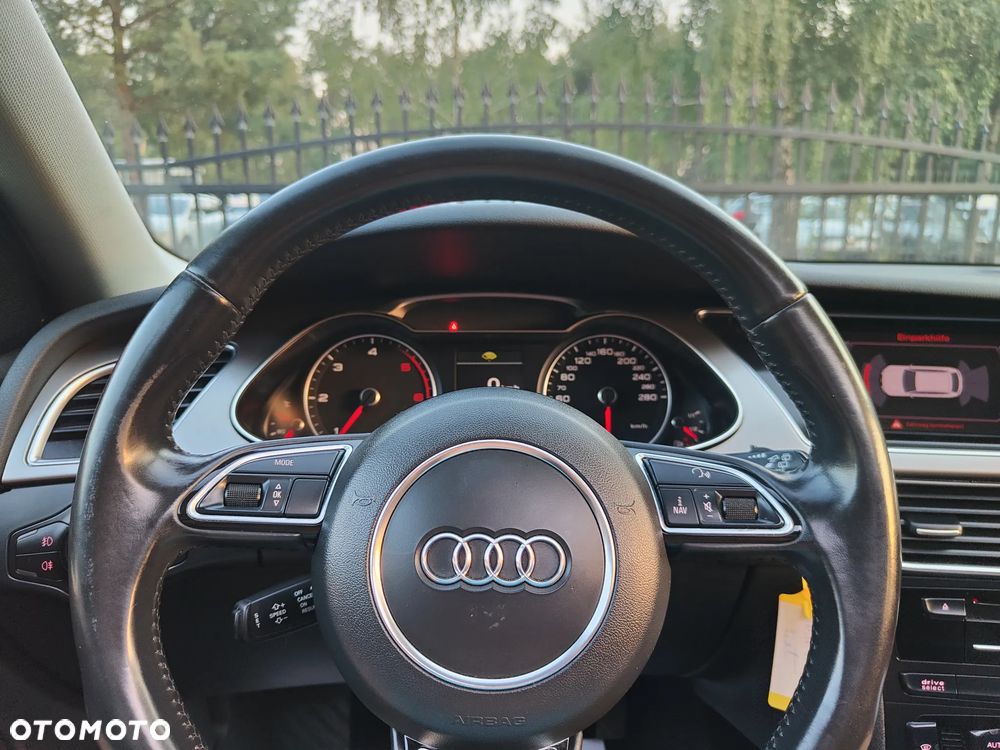 Audi A4 Avant - 16