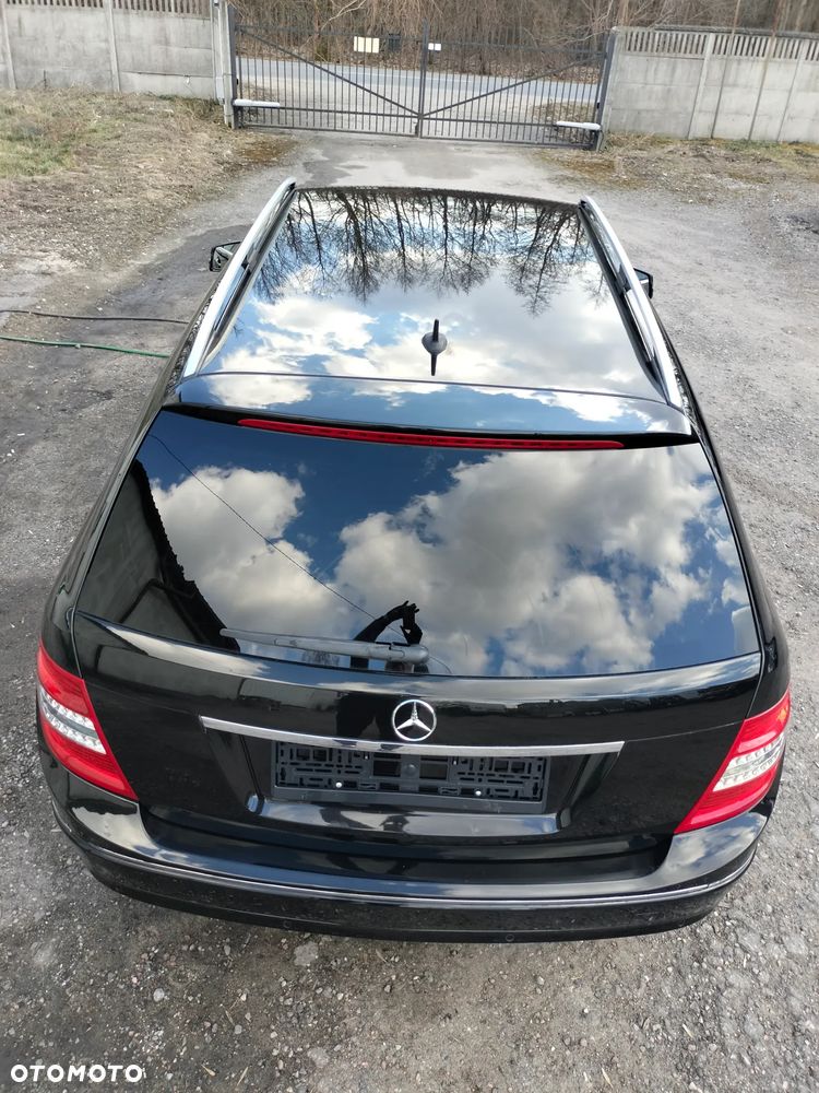 Mercedes-Benz Klasa C 180 Kompressor BlueEFFICIENCY Elegance - 9