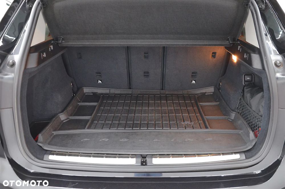 BMW X1 sDrive18i Advantage - 23
