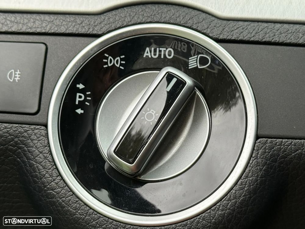Mercedes-Benz E 220 BlueTEC Auto - 39