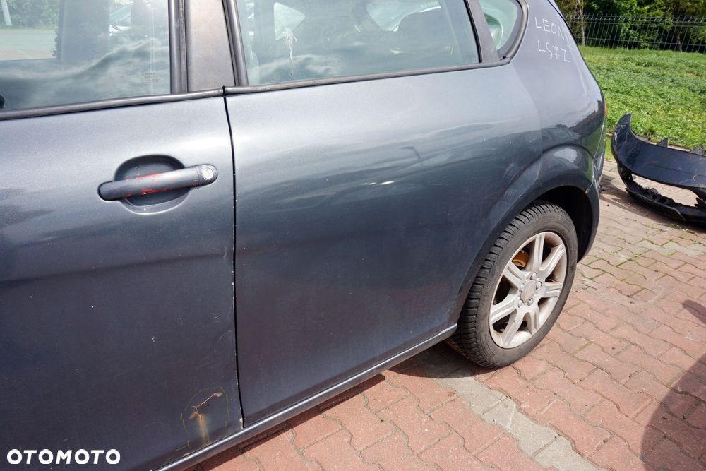 DRZWI TYLNE LEWE LEON II 1P1 5D HB LS7Z  CZARNY SEAT 2005-2009 - 2
