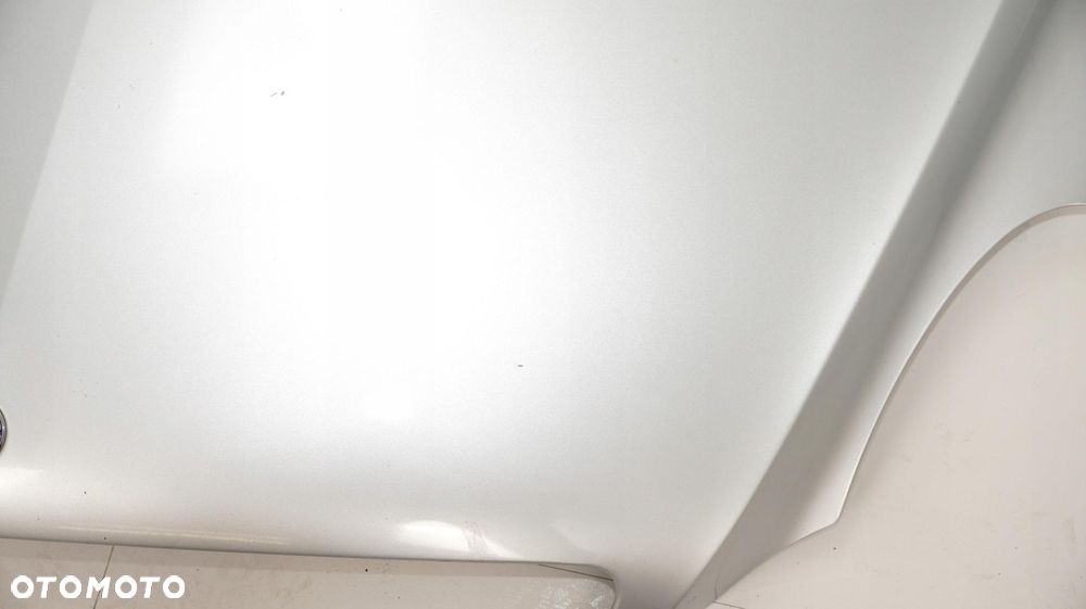 MASKA POKRYWA SILNIKA MERCEDES W251 05-09R 775 - 7
