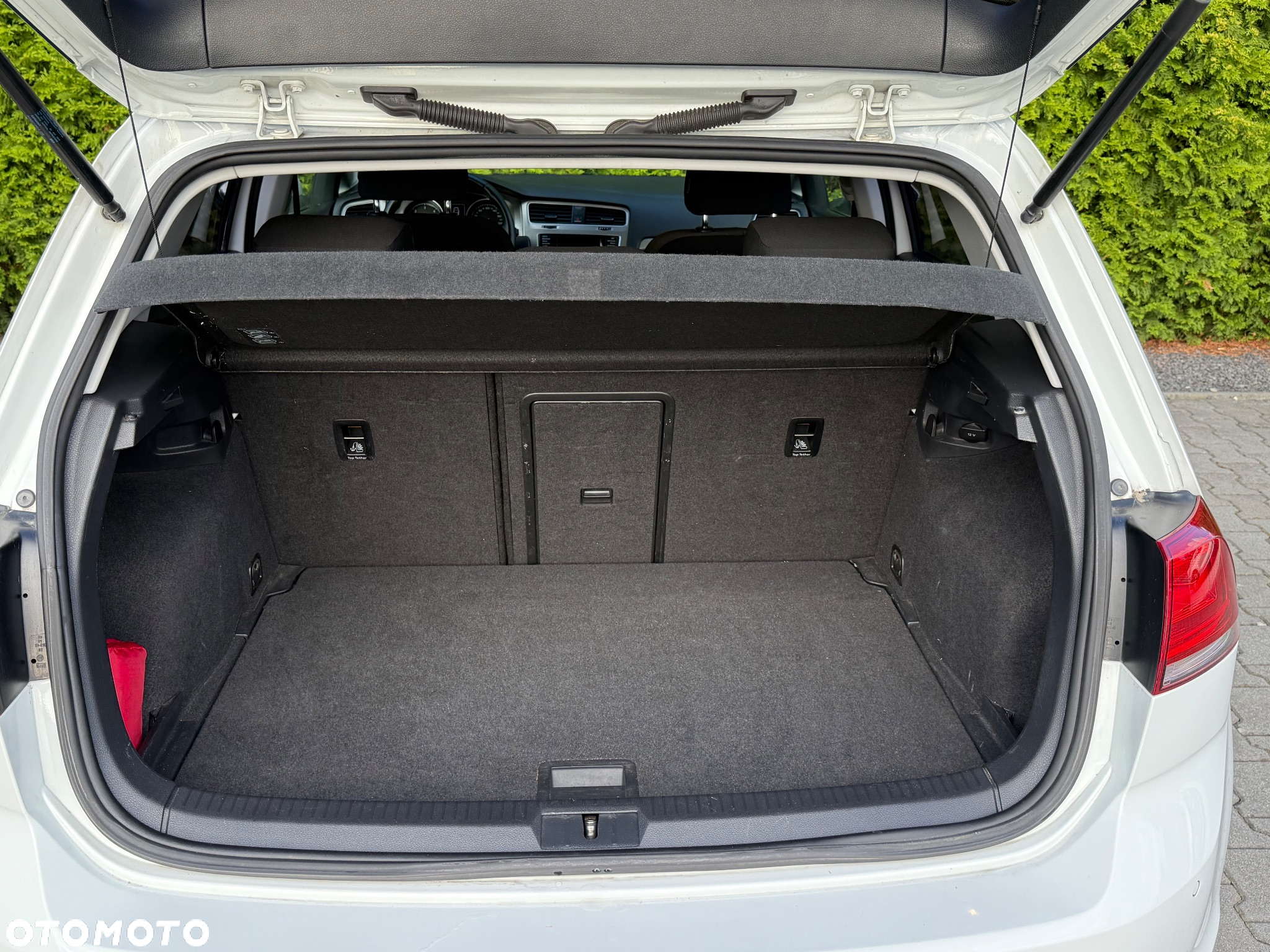 Volkswagen Golf - 13