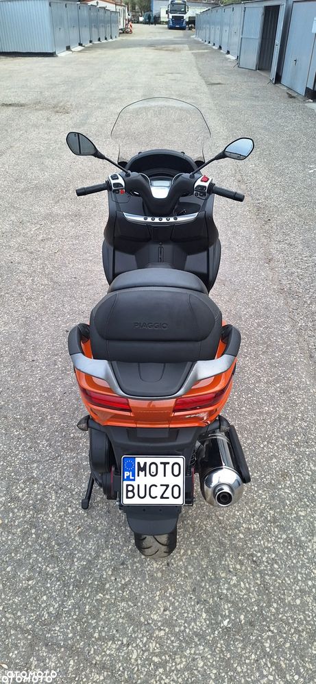 Piaggio MP-3 - 9