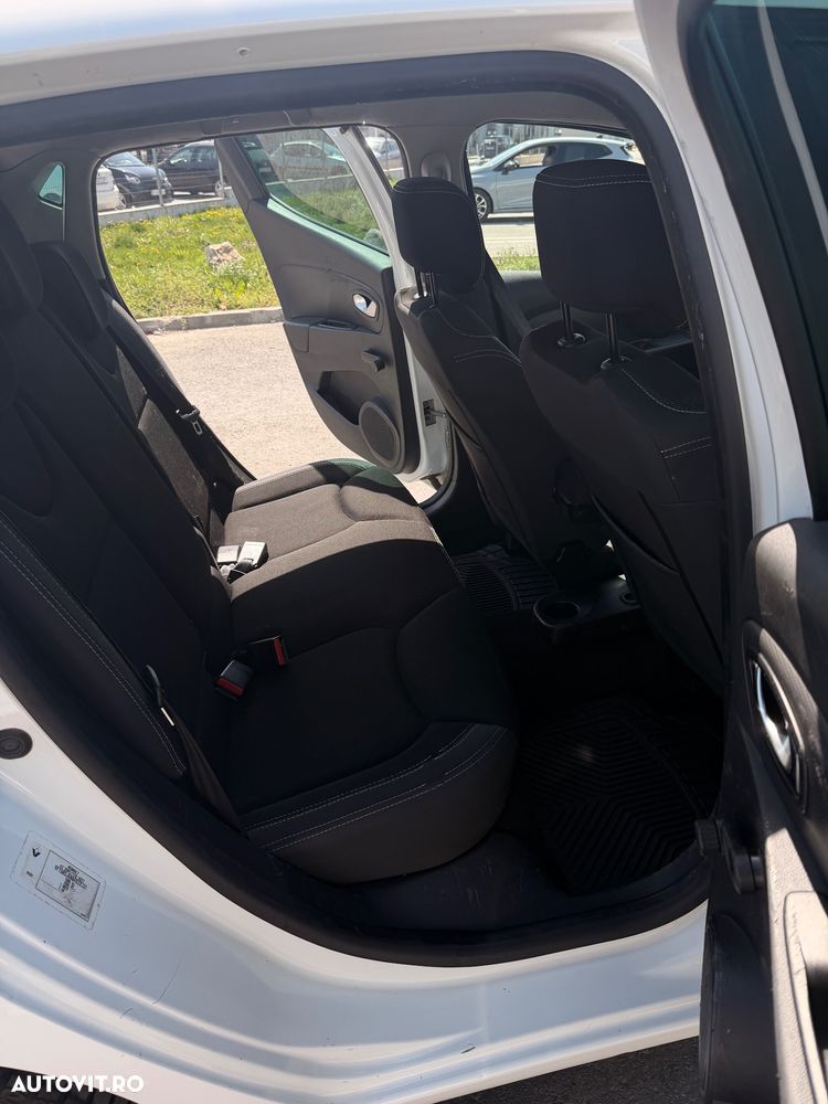 Renault Clio (Energy) dCi 90 Start & Stop INTENS - 5