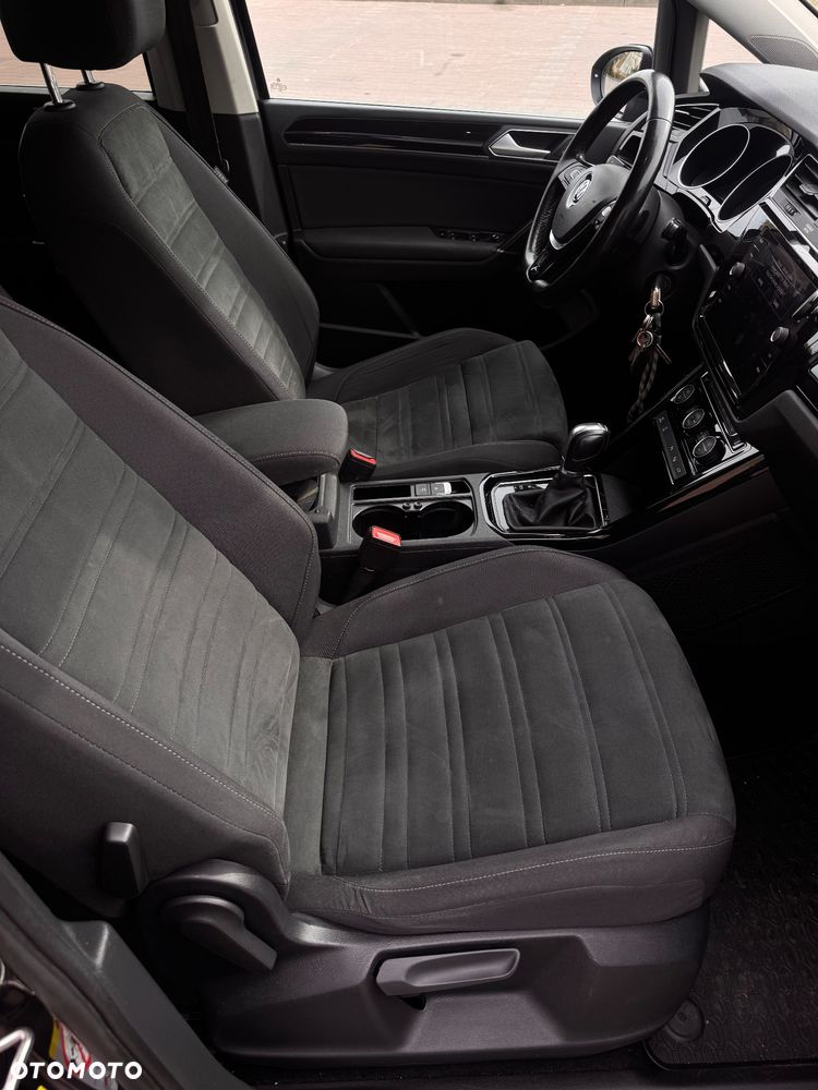 Volkswagen Touran 1.4 TSI BMT Highline DSG - 17