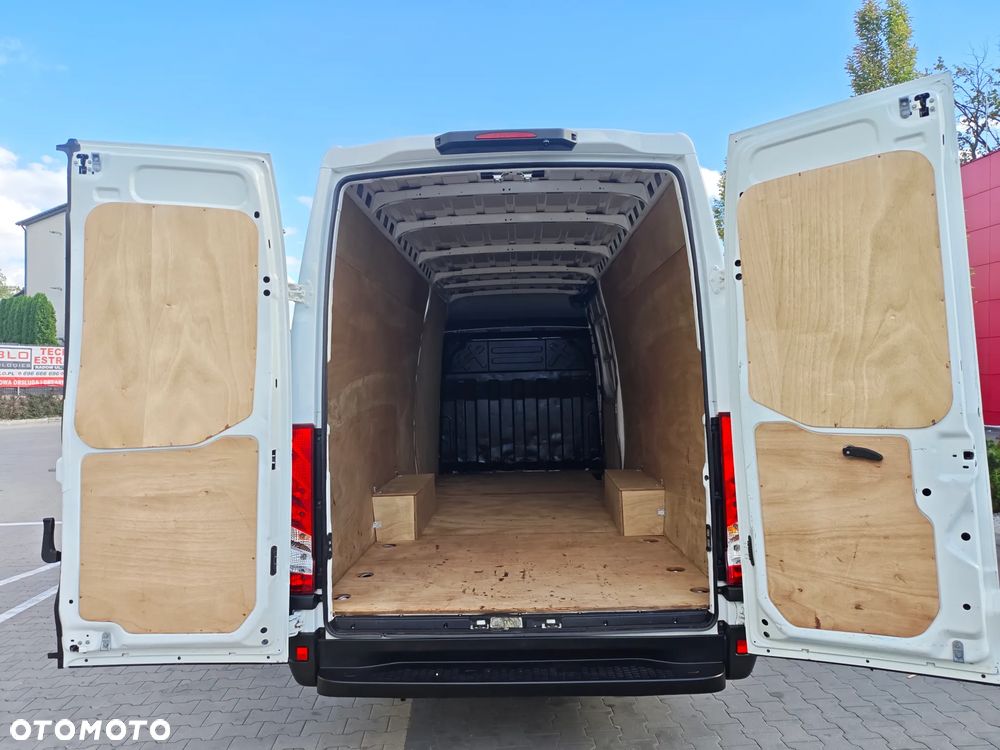 Iveco Daily - 32