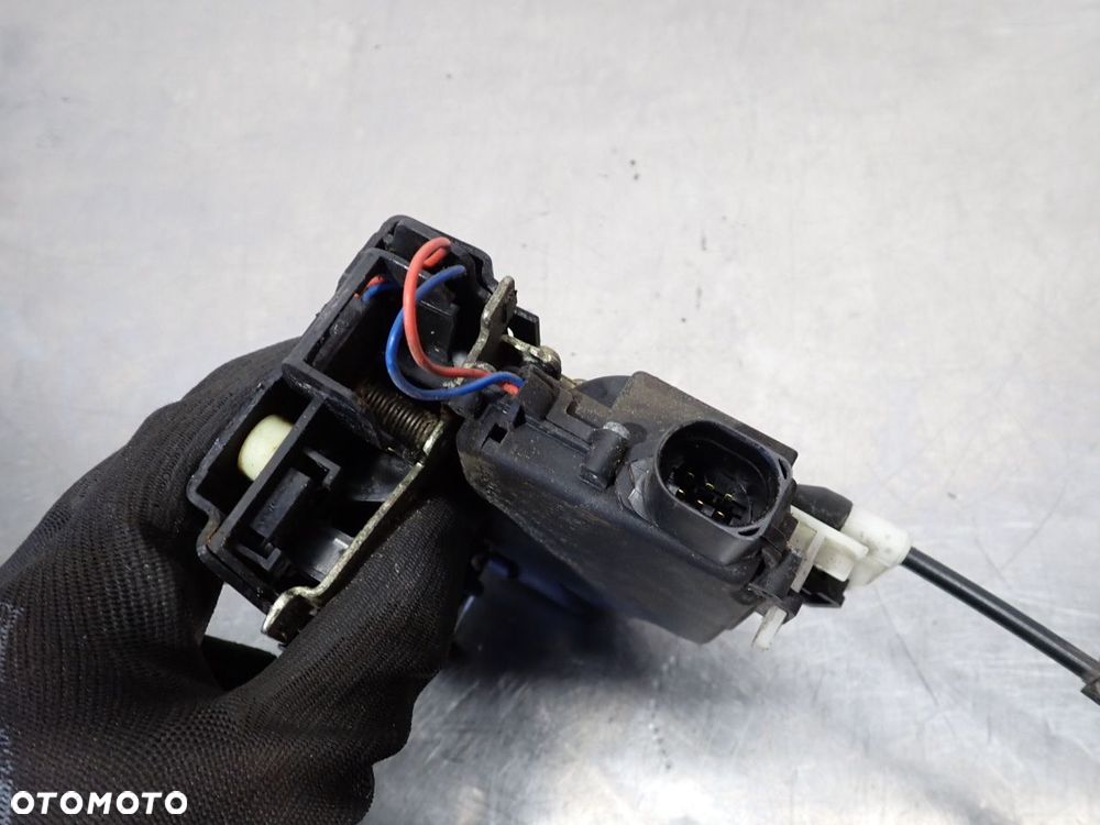 ZAMEK LEWY TYŁ DRZWI VOLKSWAGEN BORA - 6