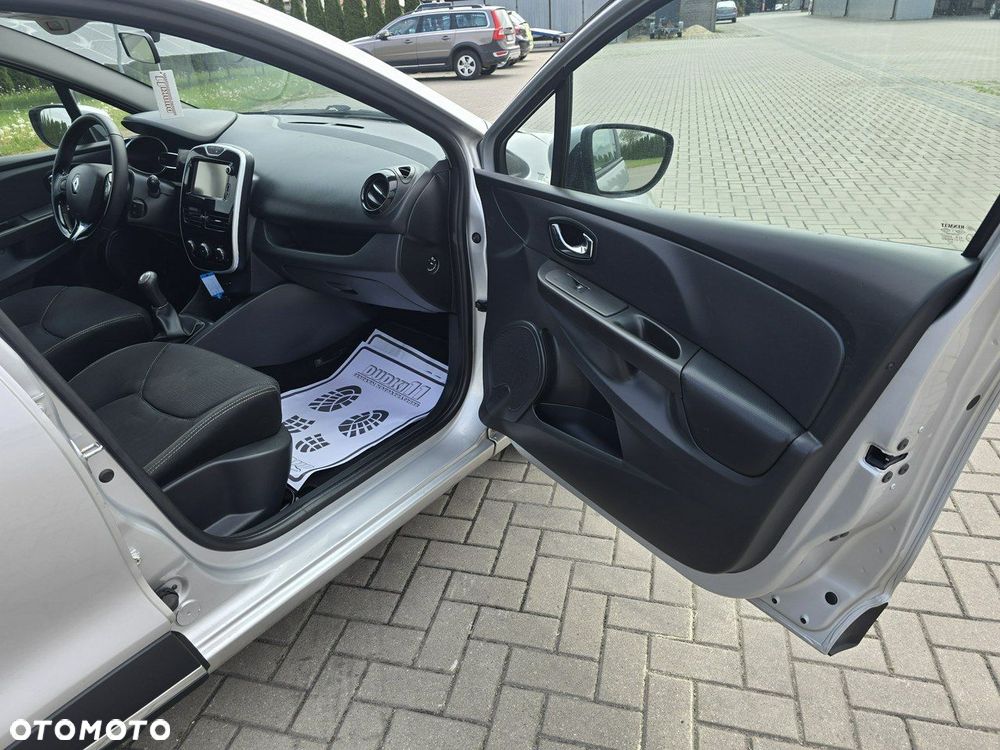 Renault Clio - 24