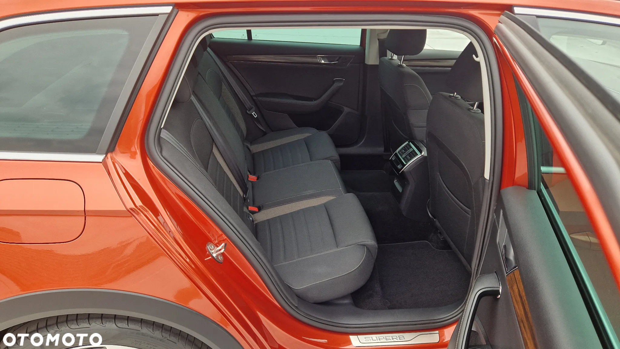 Skoda Superb 2.0 TSI 4x4 Scout DSG - 27