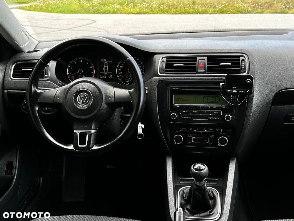 Volkswagen Jetta 1.4 TSI Highline - 9