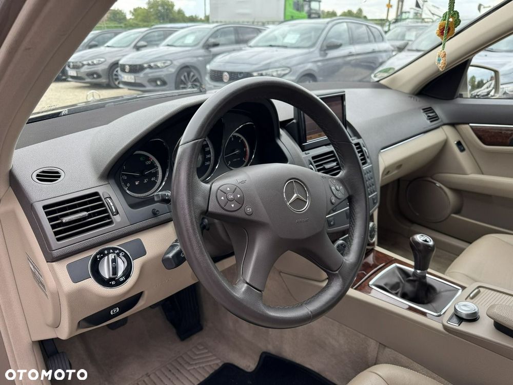 Mercedes-Benz Klasa C - 11
