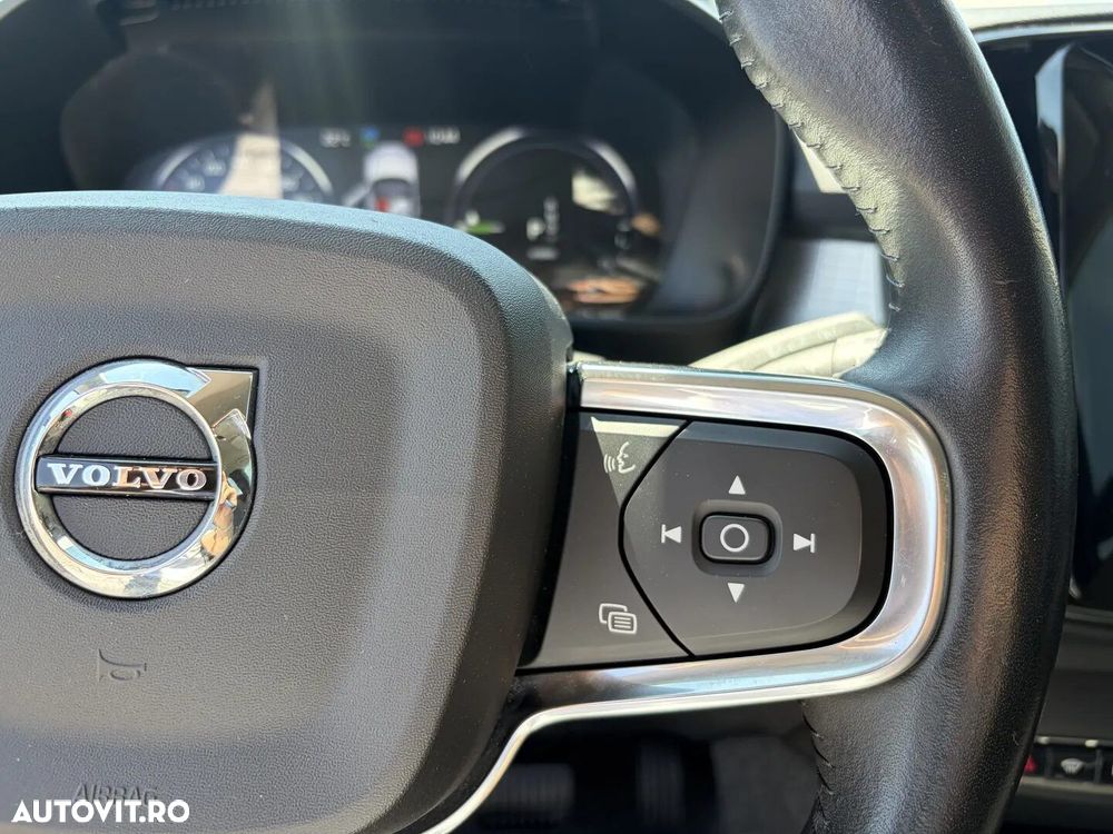 Volvo XC 40 - 22