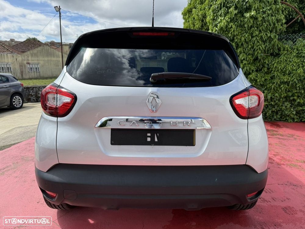 Renault Captur 0.9 TCE Exclusive — photo 5