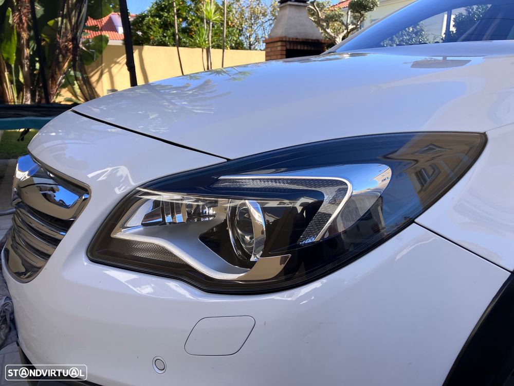 Opel Insignia Country Tourer 2.0 CDTi S/S - 11