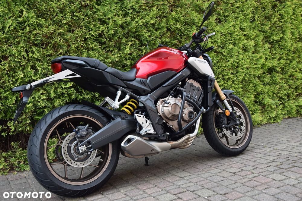 Honda CB - 2
