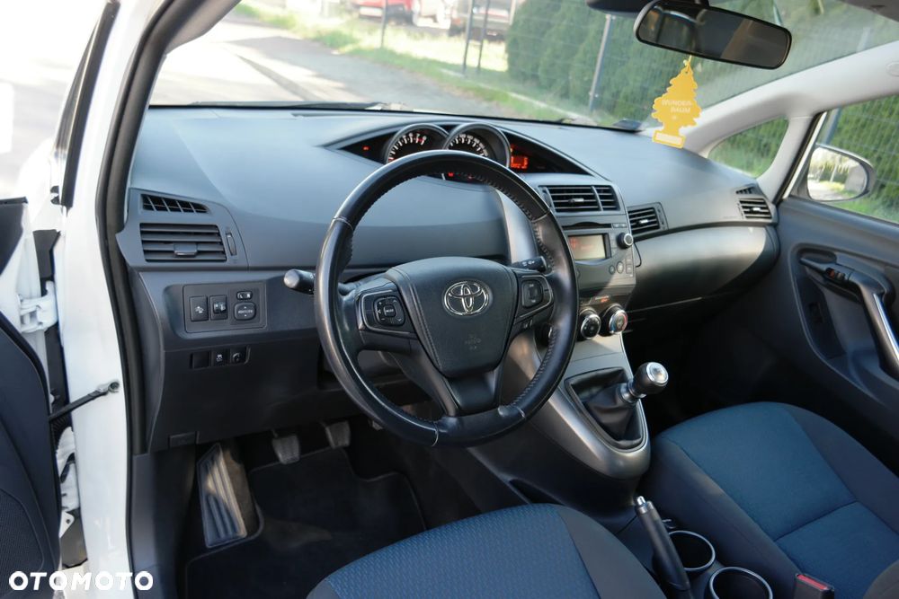 Toyota Verso - 19