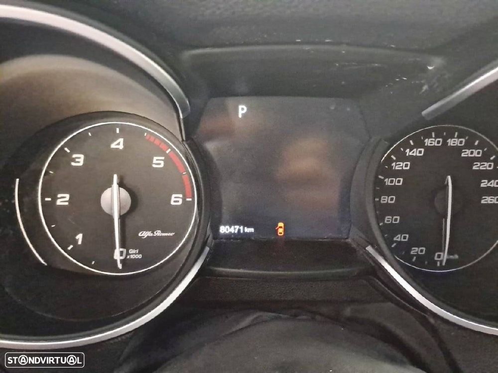 Alfa Romeo Stelvio 2.2 D B-Tech AT8 Q4 - 12