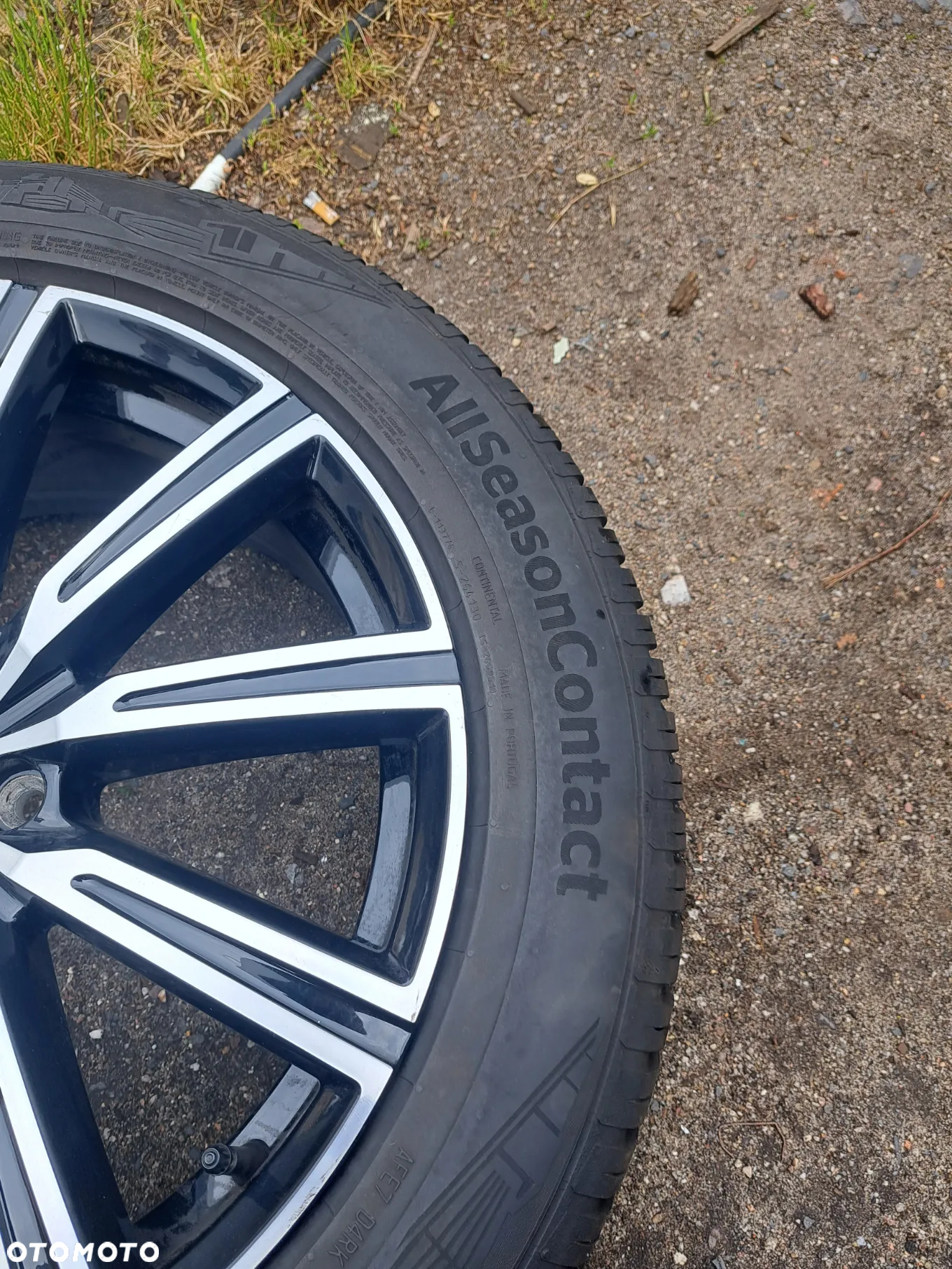 Felga z oponą Volvo XC-60 II 19 Cali 7.5Jx19H2 ET 50.5 31423852 235/55R19 105V XL Continental AllSeasonContact DOT 4022 2022 Rok - 7