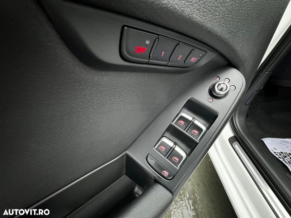 Audi A4 Avant 2.0 TDI DPF multitronic S line Sportpaket - 12