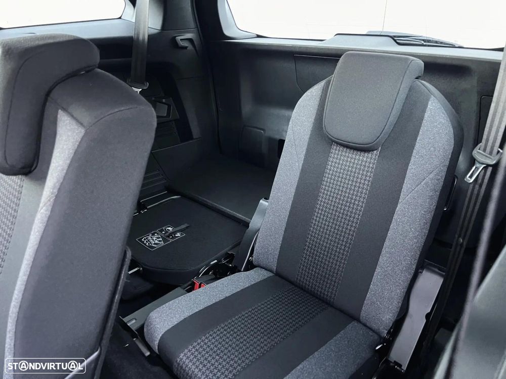 Peugeot 5008 PureTech 130 EAT8 Stop & Start Active Business-Pack - 30