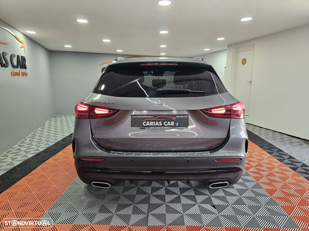 Mercedes-Benz GLA 180 d AMG Line - 4