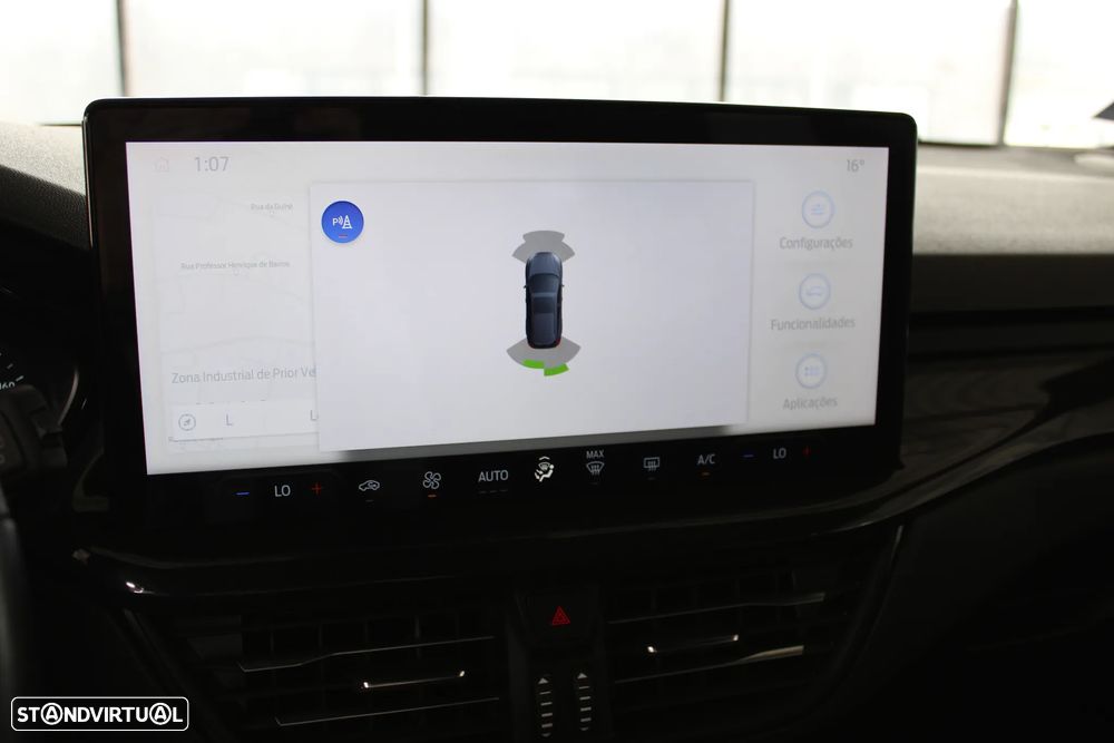 Ford Focus 1.0 EcoBoost MHEV ST-Line - 23