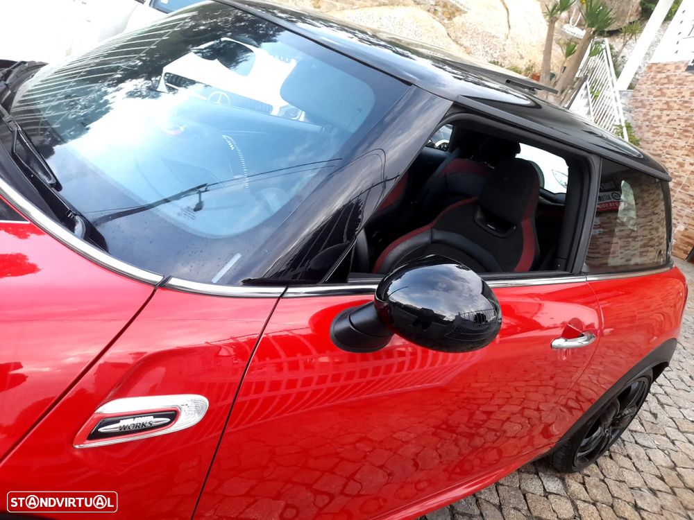 MINI 3 Portas John Cooper Works Auto Desportiva - 24