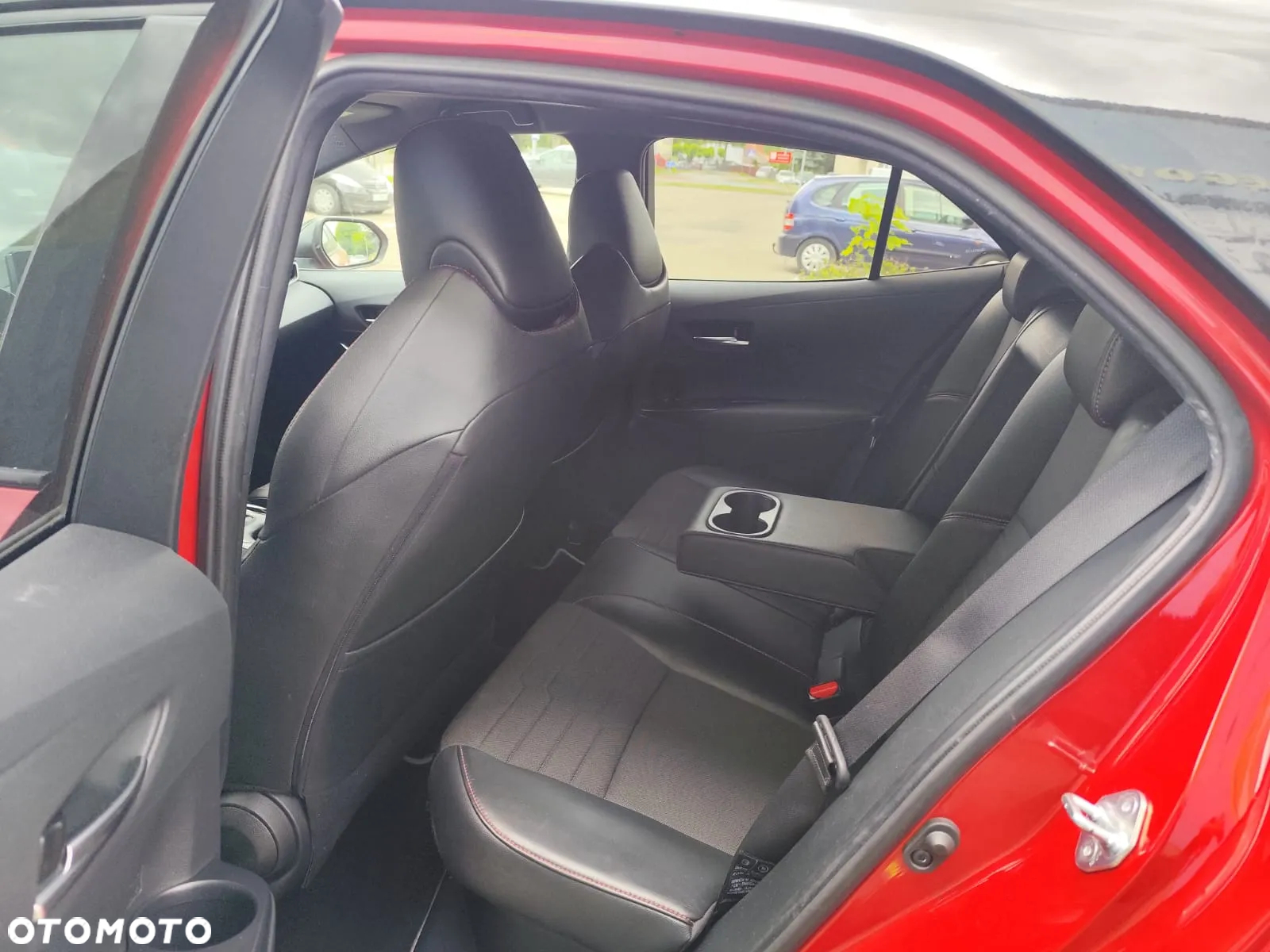 Toyota Corolla - 12