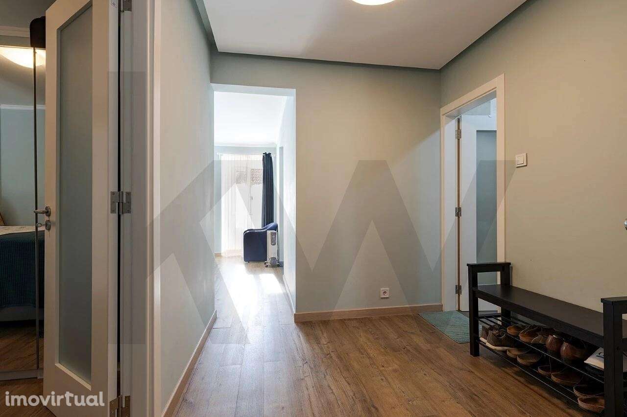 T2 Renovado | Marginal + Estação | Paço de Arcos - Grande imagem: 3/15