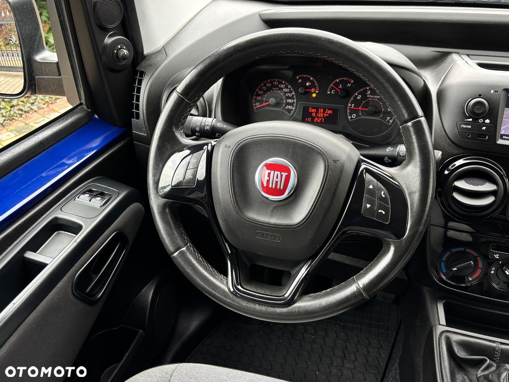 Fiat Qubo 1.4 8V Lounge - 19