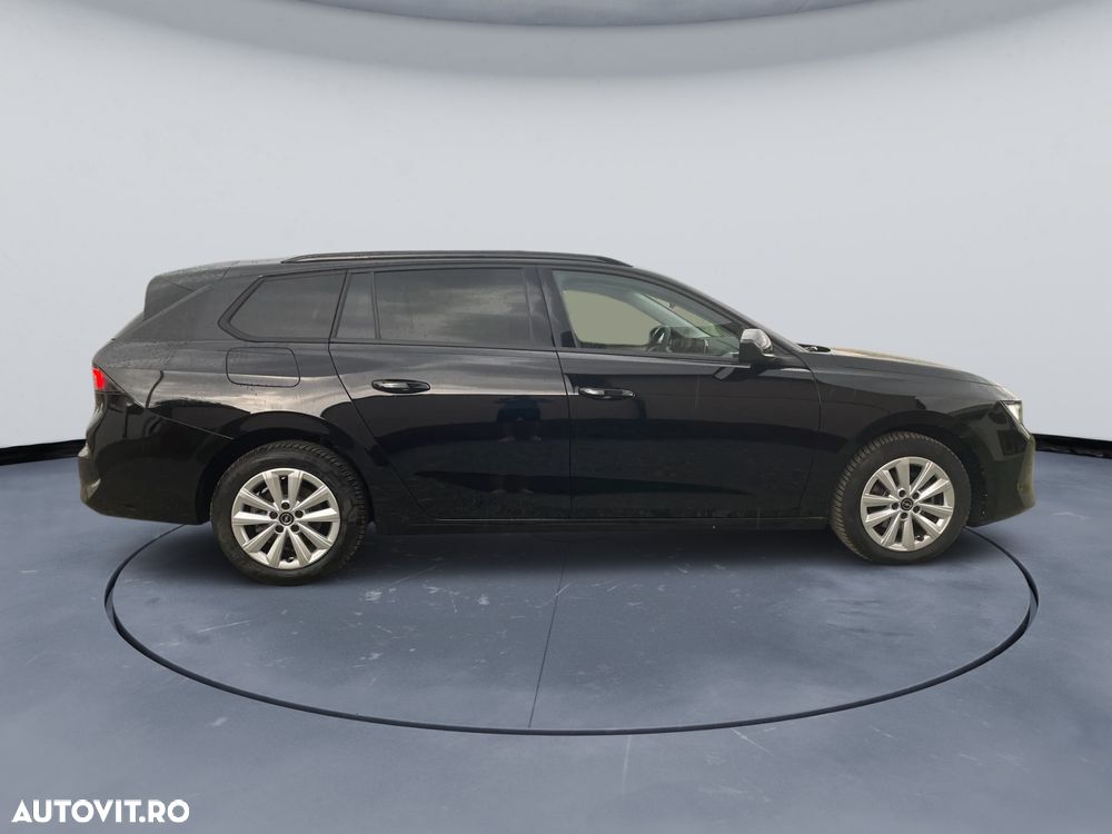 Opel Astra Sports Tourer 1.2 Turbo Enjoy - 4