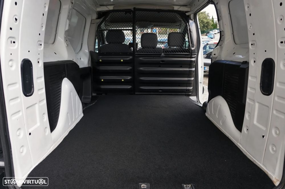 Citroën Berlingo Van Longa 1.6 HDI 3 Lugares - 12