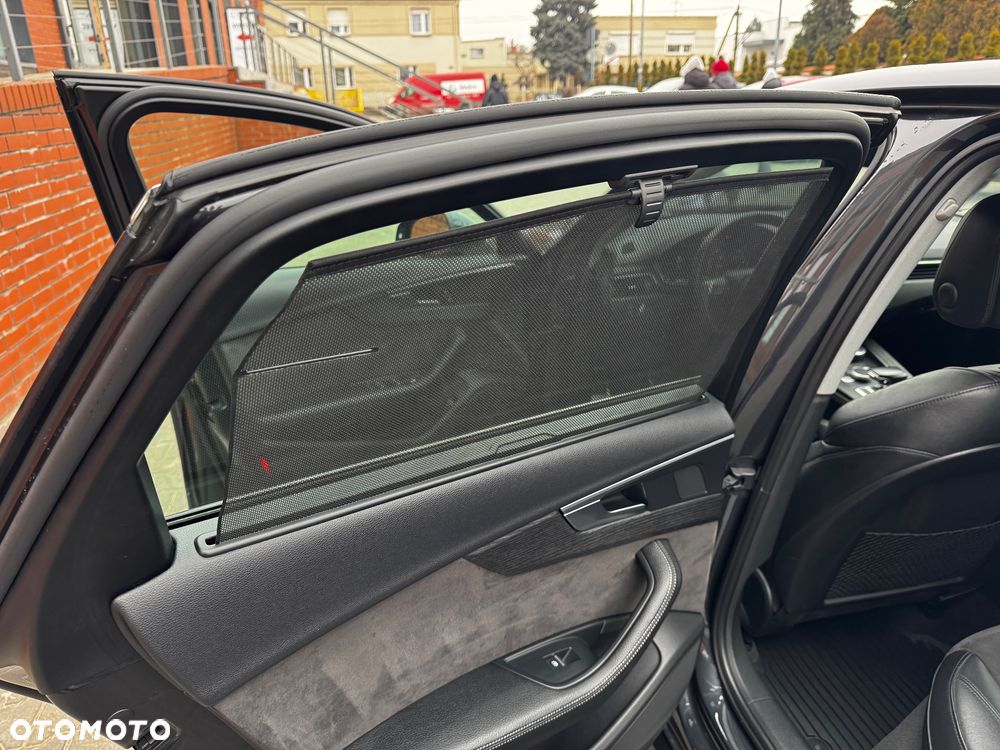 Audi A4 Limousine 2.0 TDI Sport S tronic - 18