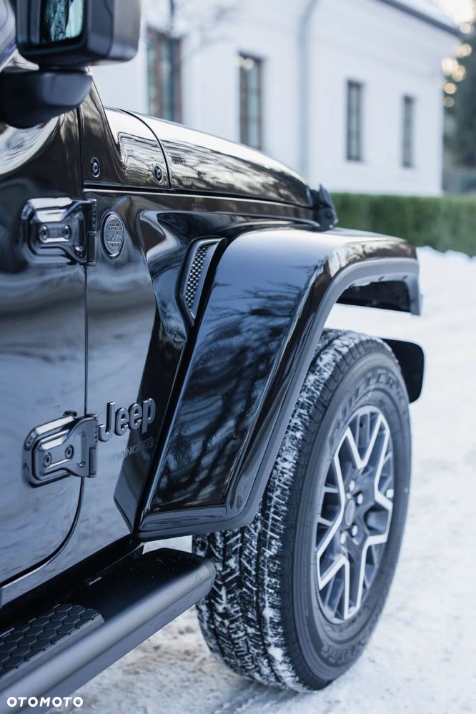 Jeep Wrangler Unlimited GME 2.0 Turbo Sahara - 7