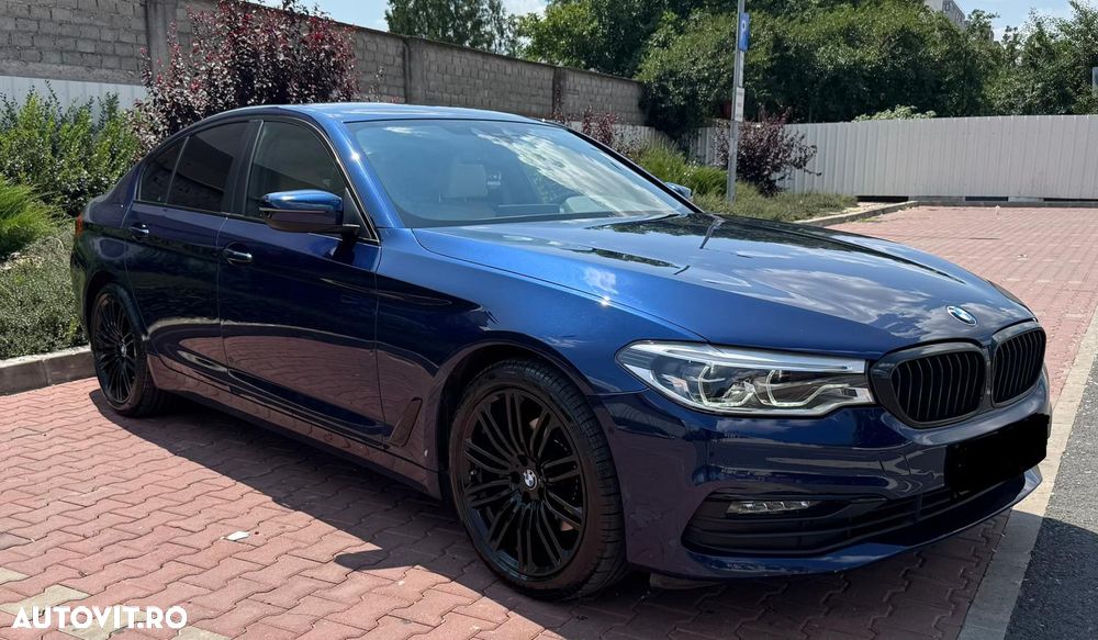 BMW Seria 5 520i AT - 3