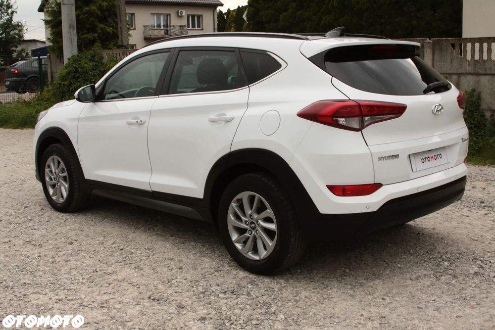 Hyundai Tucson blue 1.7 CRDi 2WD Advantage - 11