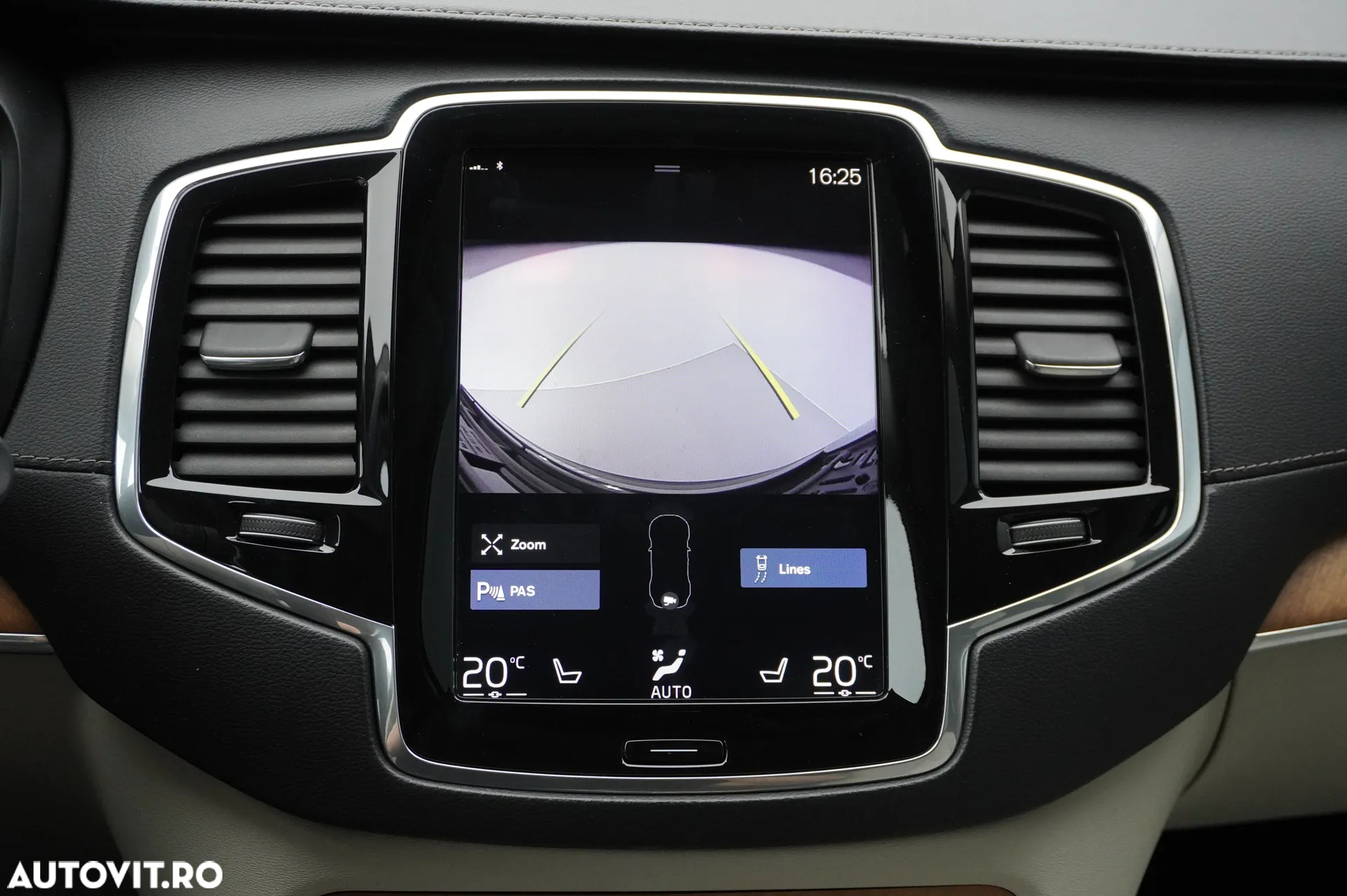 Volvo XC 90 D5 AWD Inscription - 40