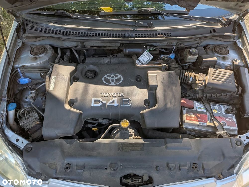 Toyota Corolla 2.0 D-4D Sol - 6