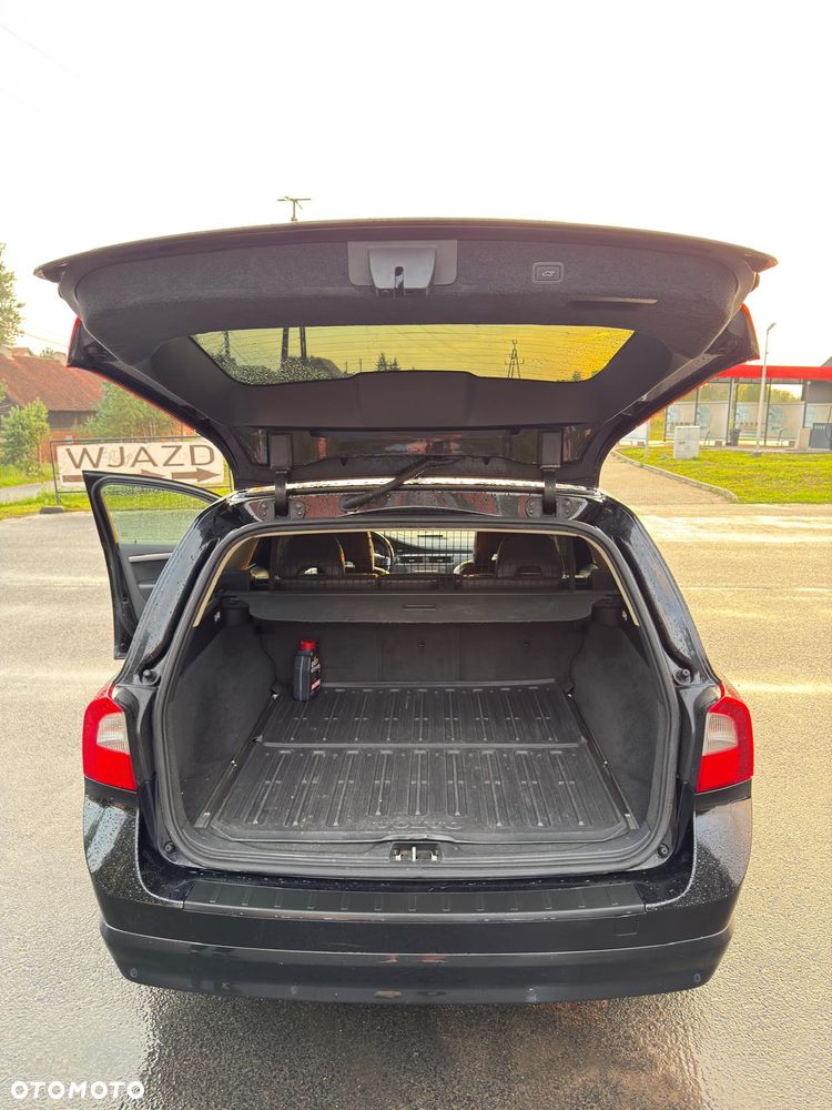 Volvo V70 D5 Summum - 7