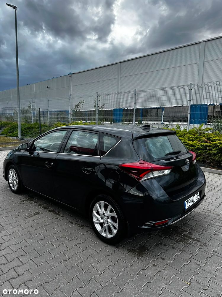 Toyota Auris 1.6 Classic Plus - 21