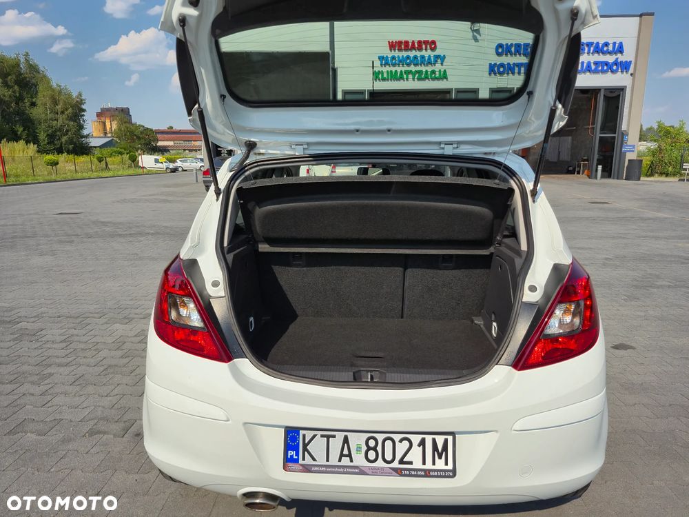 Opel Corsa 1.4 16V Color Edition - 12