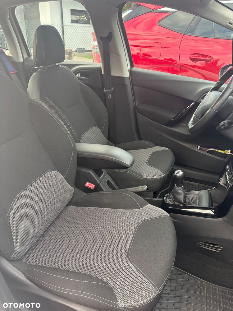 Citroën C3 1.2 PureTech Selection - 11