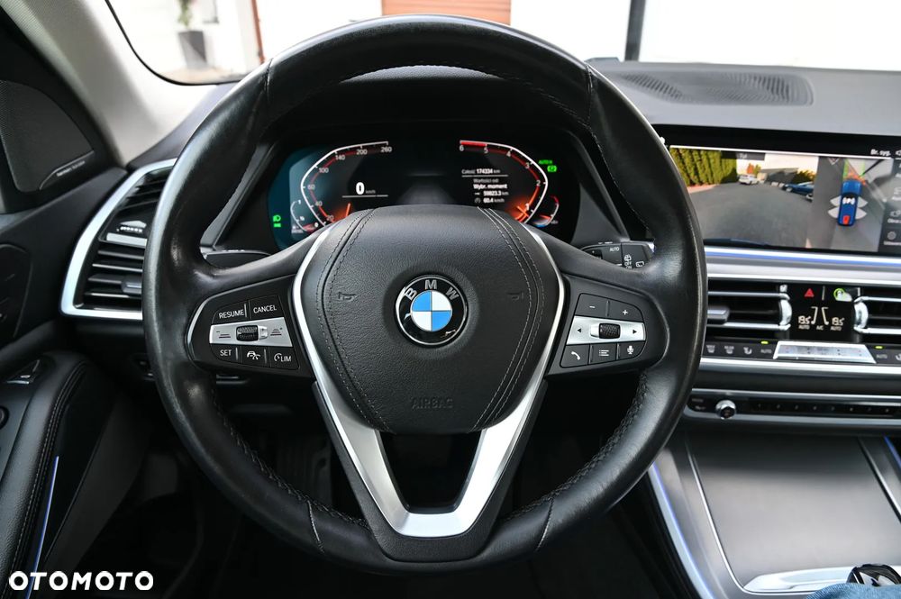 BMW X5 - 25