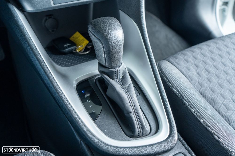 Toyota Yaris 1.5 HDF Comfort Plus - 20