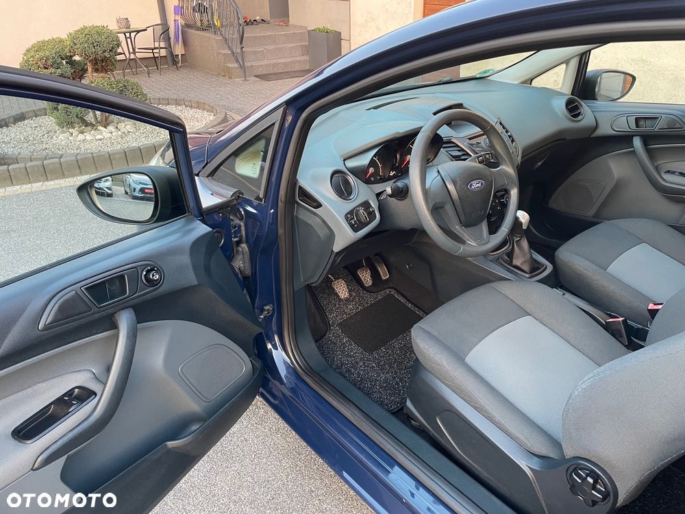 Ford Fiesta 1.25 Champions Edition - 21