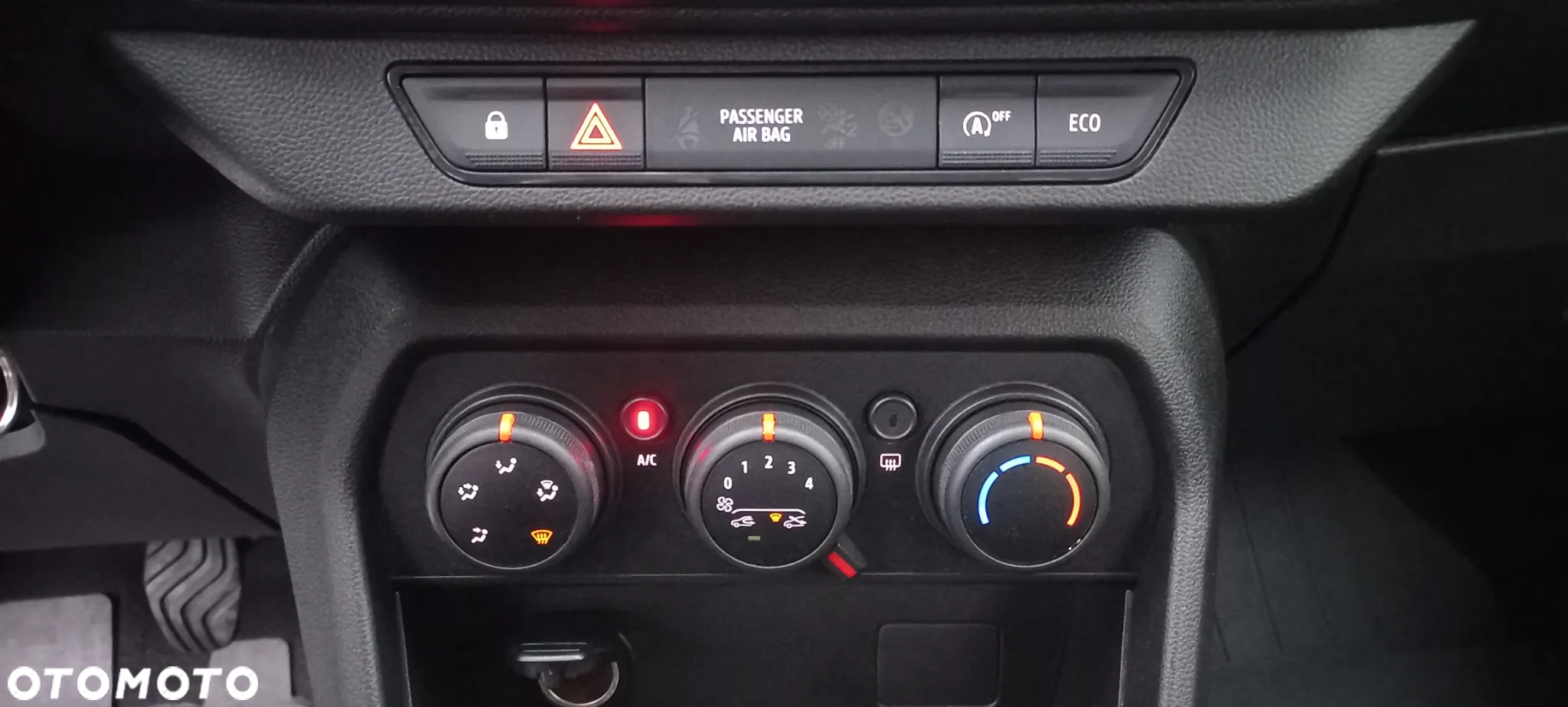 Dacia Sandero 1.0 TCe Laureate S&S - 20