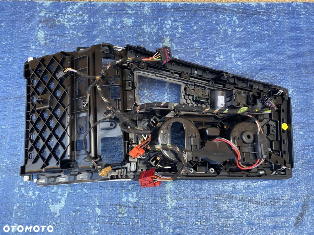 AUDI A6 C8 DECOR PANEL ŚRODKOWY KONSOLI KONSOLA ORYGINAŁ - 7